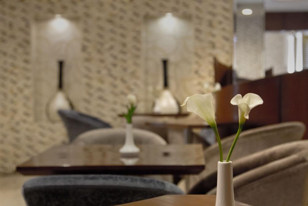 Ekono Jeddah Airport Hotel Bagian luar foto